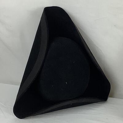 Lot 5378. Lot of Colonial Hats & Bonnet