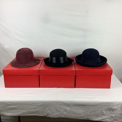 Lot. 5379. Vintage Talbots Ladies Hats