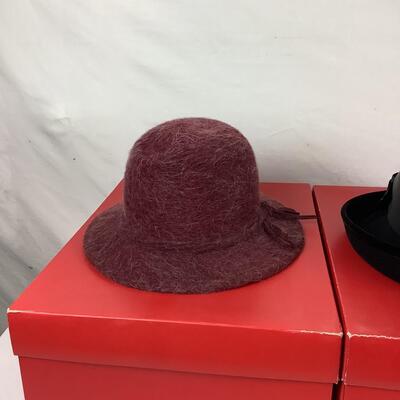 Lot. 5379. Vintage Talbots Ladies Hats