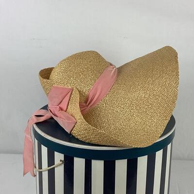 Lot. 5380. Vintage Margaret Hunter Straw Hat