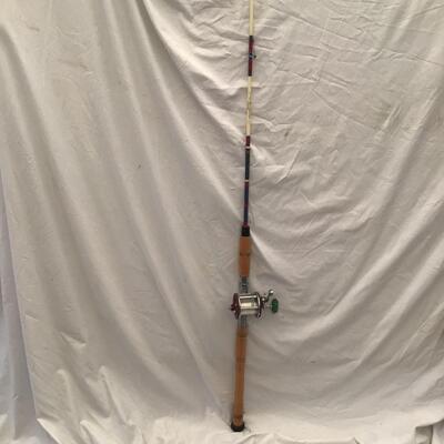 5371 Vintage Sears & Roebuck Boat & Pier Fishing Rod w/ #9 Penn Peerless Reel
