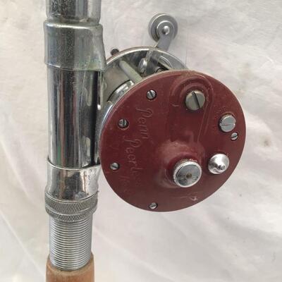 5371 Vintage Sears & Roebuck Boat & Pier Fishing Rod w/ #9 Penn Peerless Reel