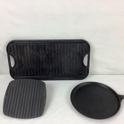 Lot. 5391. Lot of Lodge Cast Iron Griddles/Press