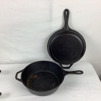 Lot. 5392. Vintage Cast Iron Skillets