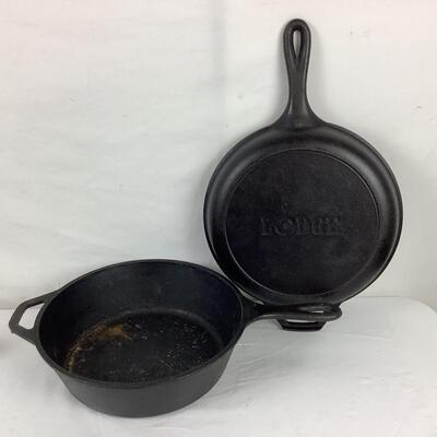 Lot. 5392. Vintage Cast Iron Skillets