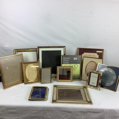 Lot  5398.  Lot of Gold Picture Frames