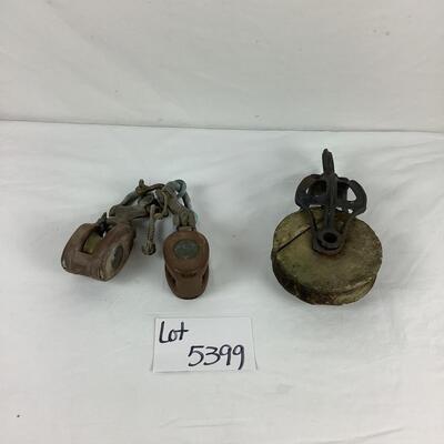 Lot. 5399. Vintage Iron Pulley & Vintage Cast Iron/Wooden Pulley, Primitive Barn Decor