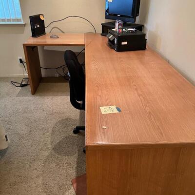 Solid wood corner desk