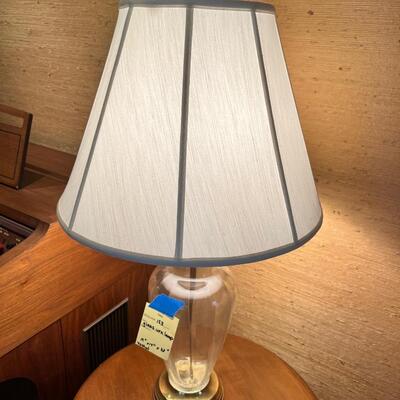 Glass urn lamp