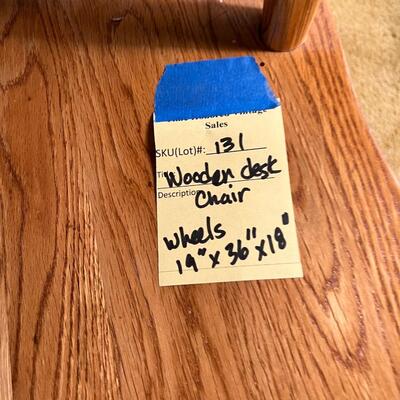 Rolling Windsor office wooden chair