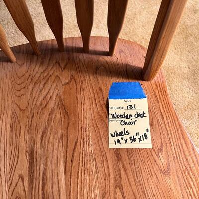 Rolling Windsor office wooden chair