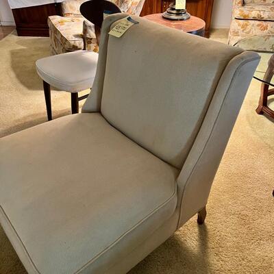 Armless chair