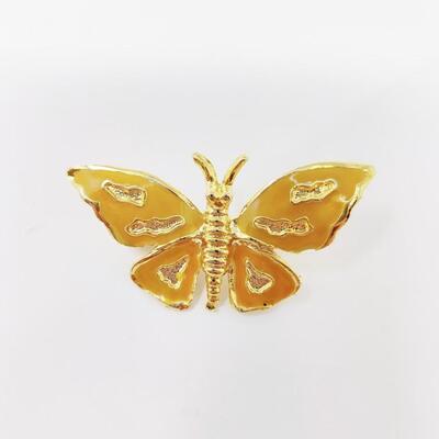 AMAZING VINTAGE YELLOW AND GOLD TONED BUTTERFLY BROOCH