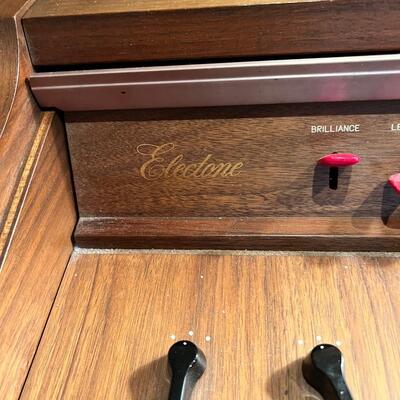 Electone organ