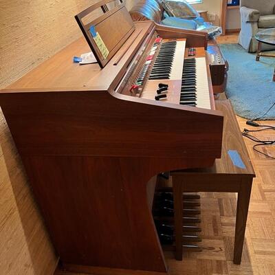 Electone organ
