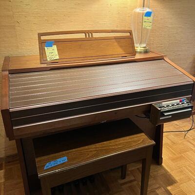 Electone organ