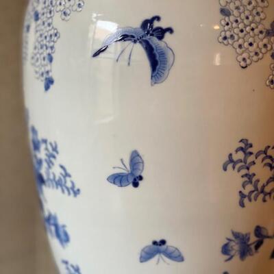 Vintage Blue and White Japanese Table Lamp