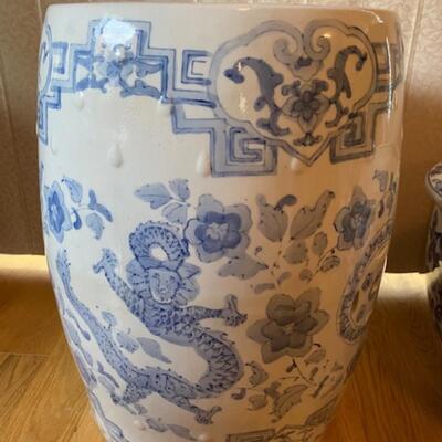 Vintage Chinese Porcelain Garden Stool 18