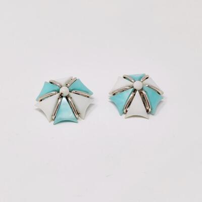 VINTAGE CLIP ON LUSTER EARRINGS LOT #3