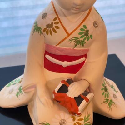 Japanese Ceramic Doll Statue 9