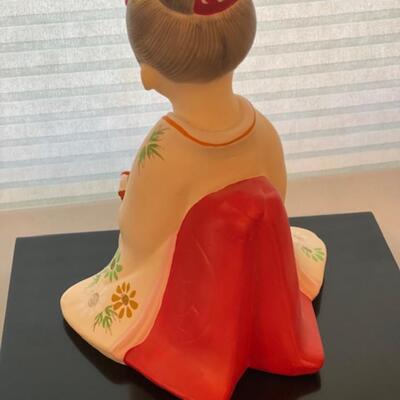 Japanese Ceramic Doll Statue 9