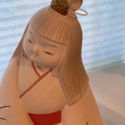 Japanese Ceramic Doll Statue 11
