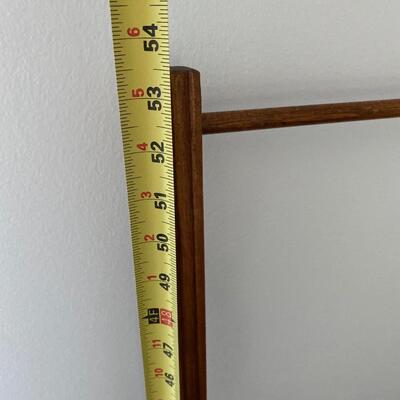 LOT 13R: Vintage Wash Stand