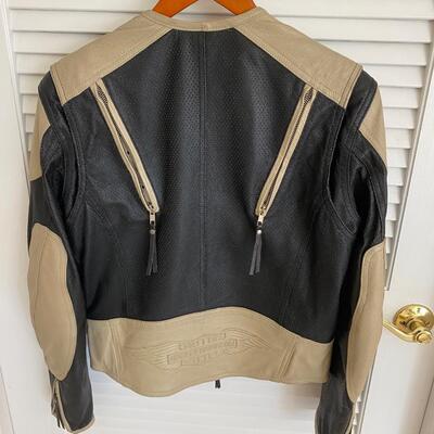 LOT 25G: Harley Davidson Leather Coat
