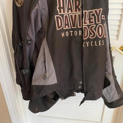 LOT 21G: Harley Davidson Coat