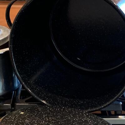 LOT 38R: Black Enamel Graniteware Stock/Steamer Pot & Mirror Aluminum  Pressure Pan