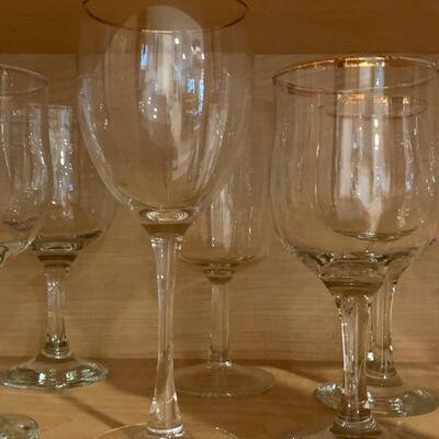LOT 41R: Vintage Glassware & More