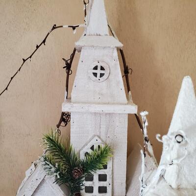 LOT 60G: Pair of Church Houses Christmas Decorations