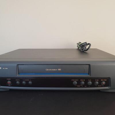 LOT 65G: Panasonic VHS Model PV-7200