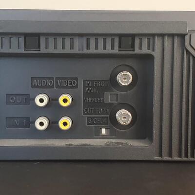 LOT 65G: Panasonic VHS Model PV-7200
