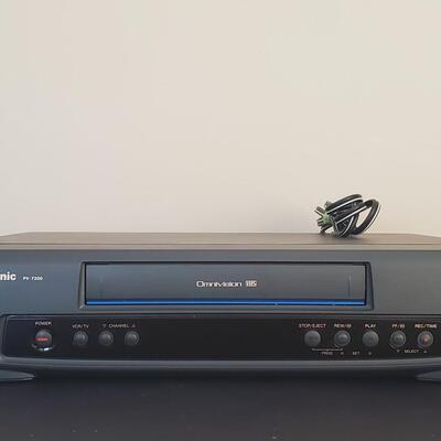 LOT 65G: Panasonic VHS Model PV-7200
