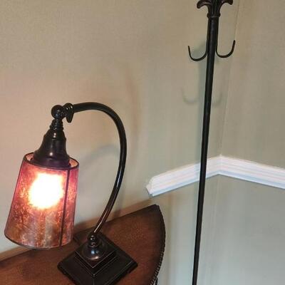 LOT: 77RP: Rustic Lamp & Accessory Hook