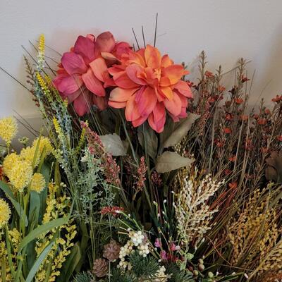LOT 97RP: Huge Lot of Decorative Floral Stems & More
