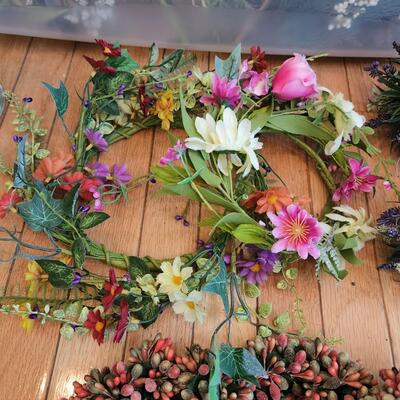 LOT 97RP: Huge Lot of Decorative Floral Stems & More
