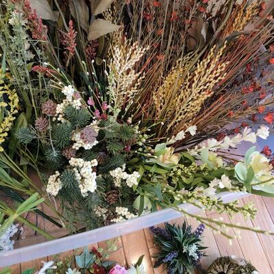 LOT 97RP: Huge Lot of Decorative Floral Stems & More