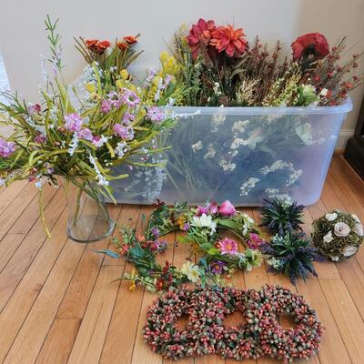 LOT 97RP: Huge Lot of Decorative Floral Stems & More