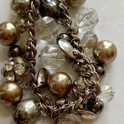 LOT 109R:  White House/Black Market Necklace & Bracelet Set