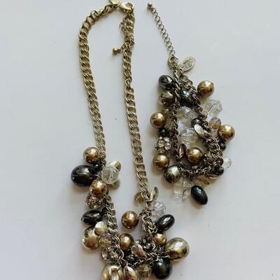LOT 109R:  White House/Black Market Necklace & Bracelet Set