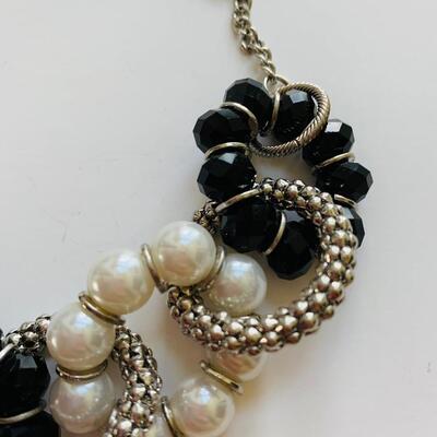 LOT 110R: Silver Tone Beaded & Faux Pearl Chain Necklace with Beaded Stretch Braclets