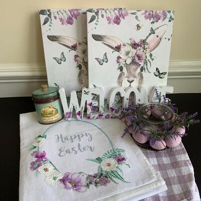 LOT 118R:  Spring Home Decor