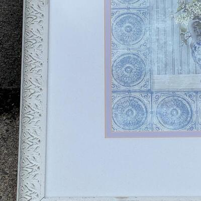 LOT 120: Floral Home Decor Prints "Lilacs" & White Washes Stars Wall Hooks