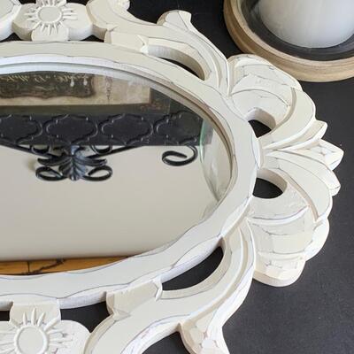 LOT 122R: Home Decor: Wall Pocket/Sconce, Floral Accent Mirror & More