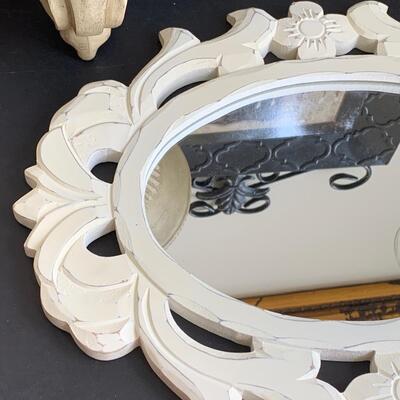 LOT 122R: Home Decor: Wall Pocket/Sconce, Floral Accent Mirror & More