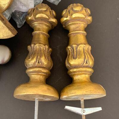 LOT 123: Cabinet Hardware: Silver Knobs, Curtain Brackets & Drapery Finials