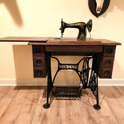 LOT 137RP: Antique Oak Cabinet Singer Sewing Treadle Machine