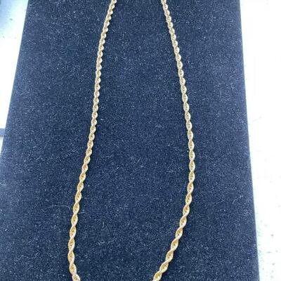10 k gold necklace 22 in